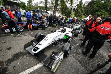 Calan Williams Racing in the pits